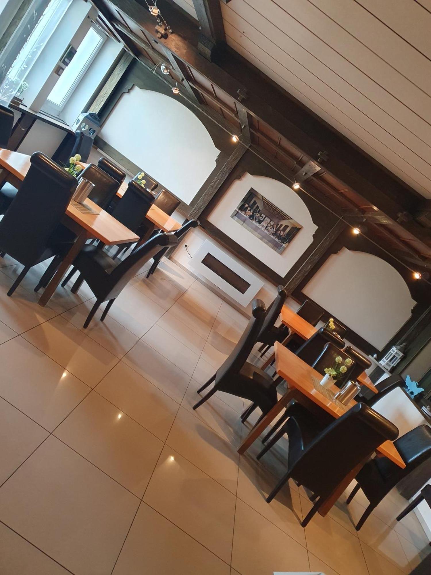 Hotel Sonnenhof Illertissen Eksteriør billede