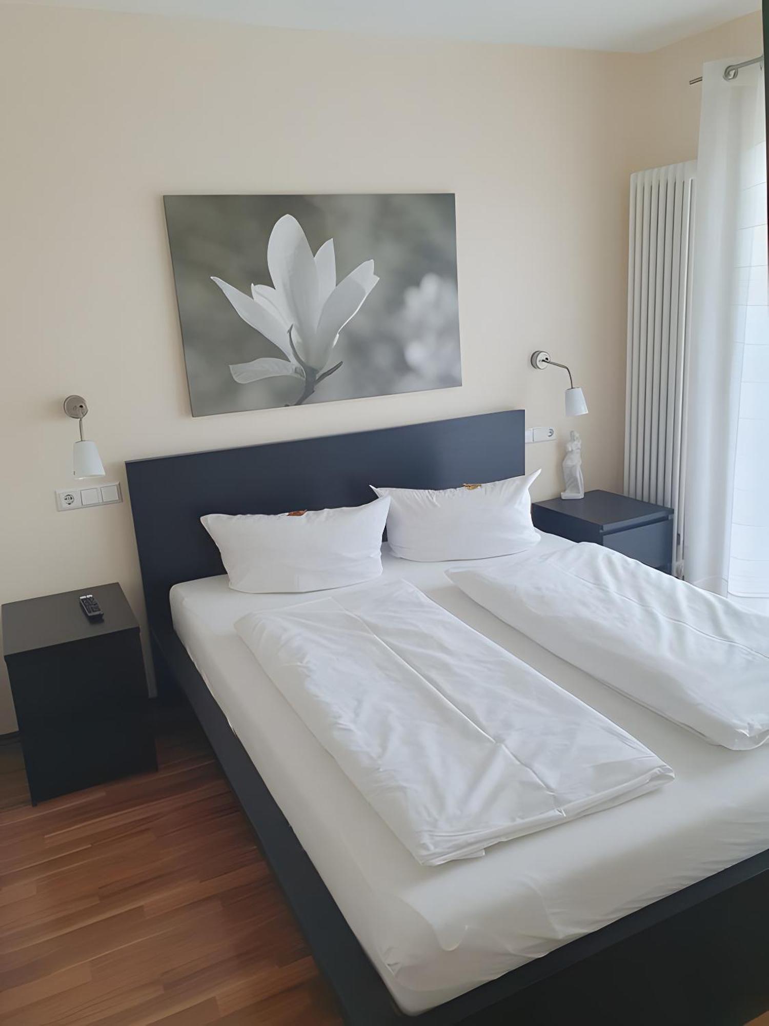 Hotel Sonnenhof Illertissen Eksteriør billede